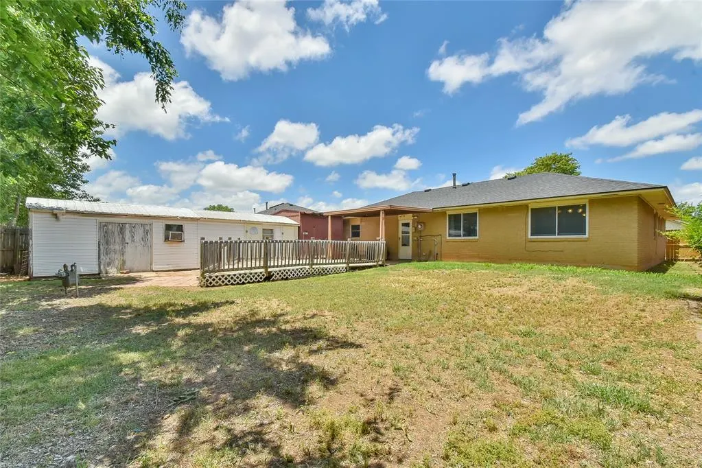 Photo 30 — 1012 NW 7th Place, Moore, OK 73160