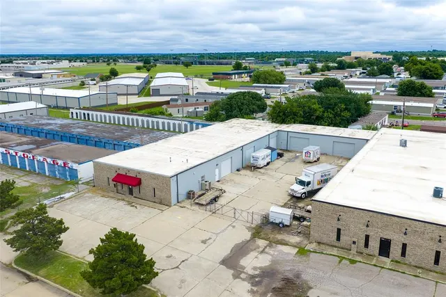 Photo 3 — 1835 Industrial Boulevard, Norman, OK 73069