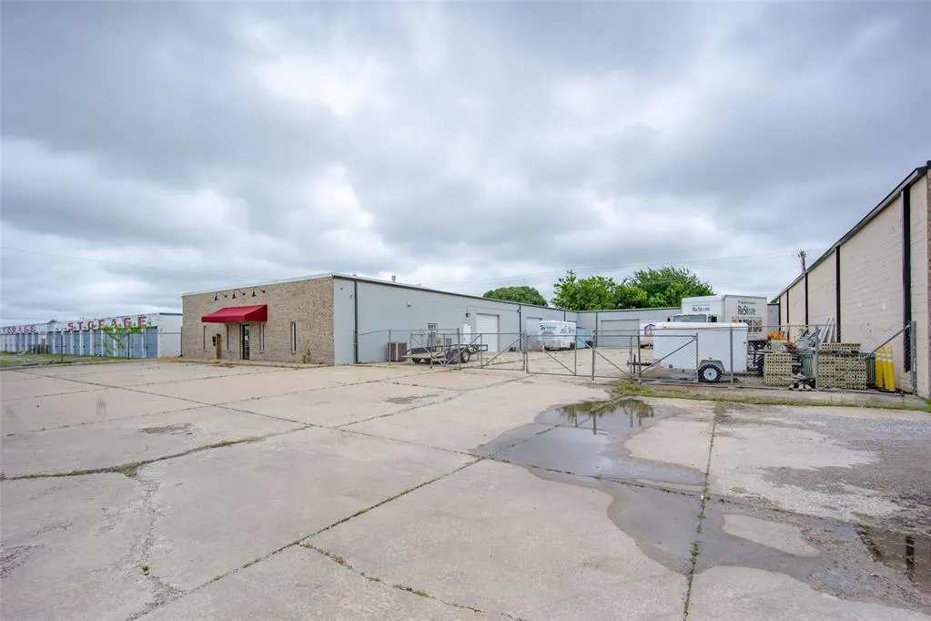 Photo 15 — 1835 Industrial Boulevard, Norman, OK 73069