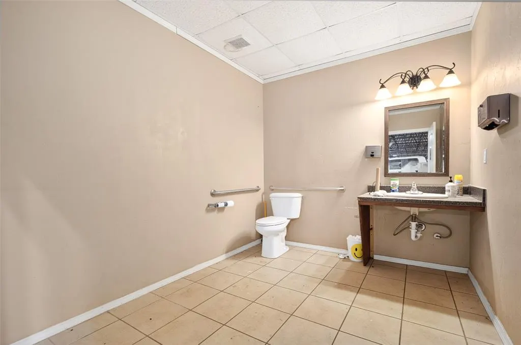 Photo 30 — 1835 Industrial Boulevard, Norman, OK 73069