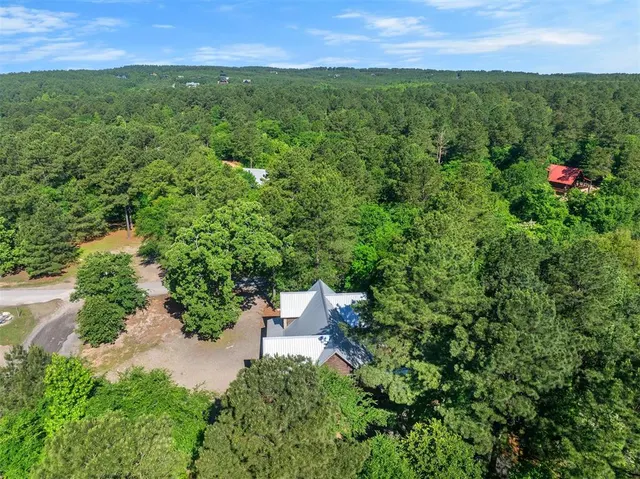 Photo 4 — 32 Orange Blossom Lane, Broken Bow, OK 74728