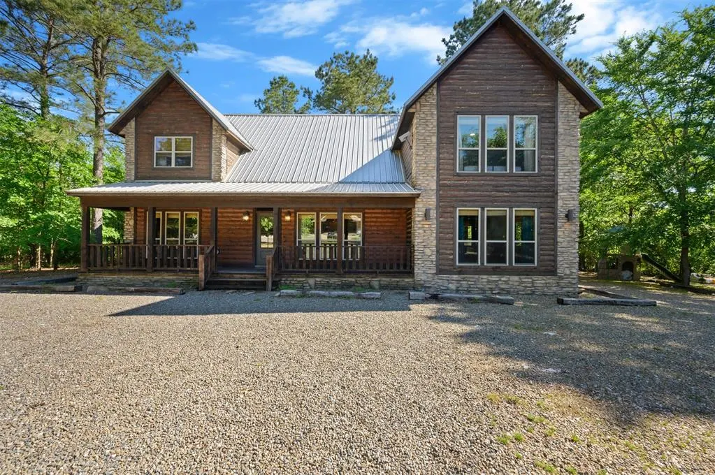 Front exterior — 32 Orange Blossom Lane, Broken Bow, OK 74728