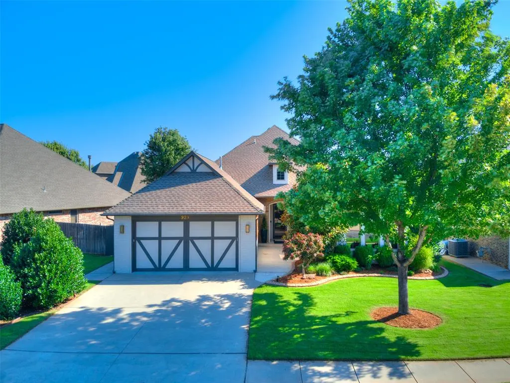 Photo 4 — 929 NW 195th Place, Edmond, OK 73012