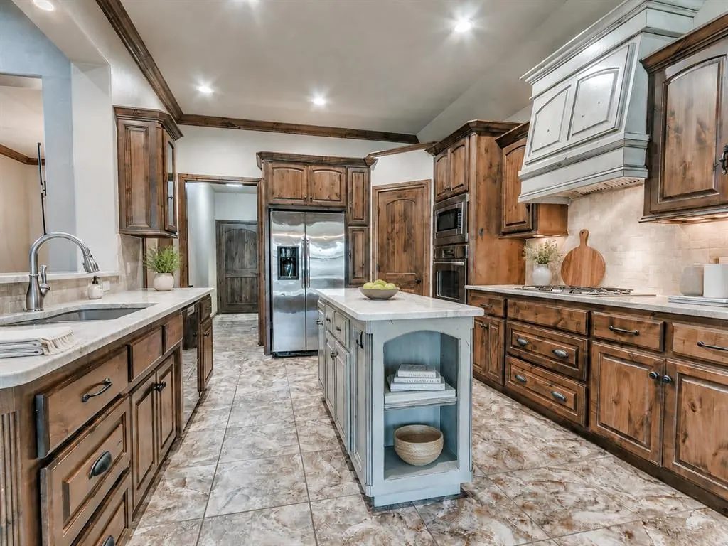 Photo 19 — 929 NW 195th Place, Edmond, OK 73012