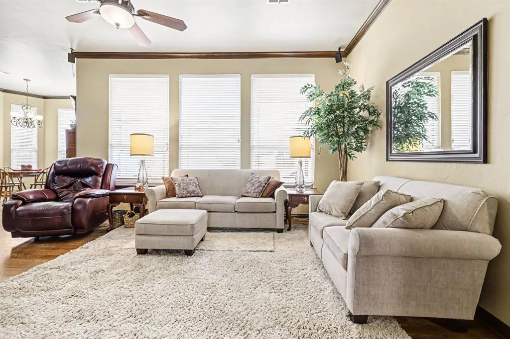 Photo 11 — 13117 NW 6th Circle, Yukon, OK 73099
