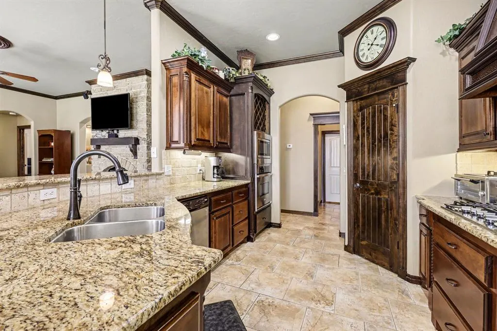 Photo 17 — 13117 NW 6th Circle, Yukon, OK 73099