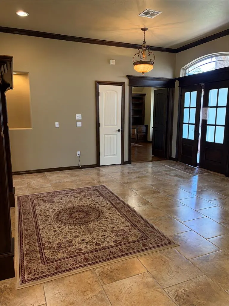 Photo 8 — 13117 NW 6th Circle, Yukon, OK 73099