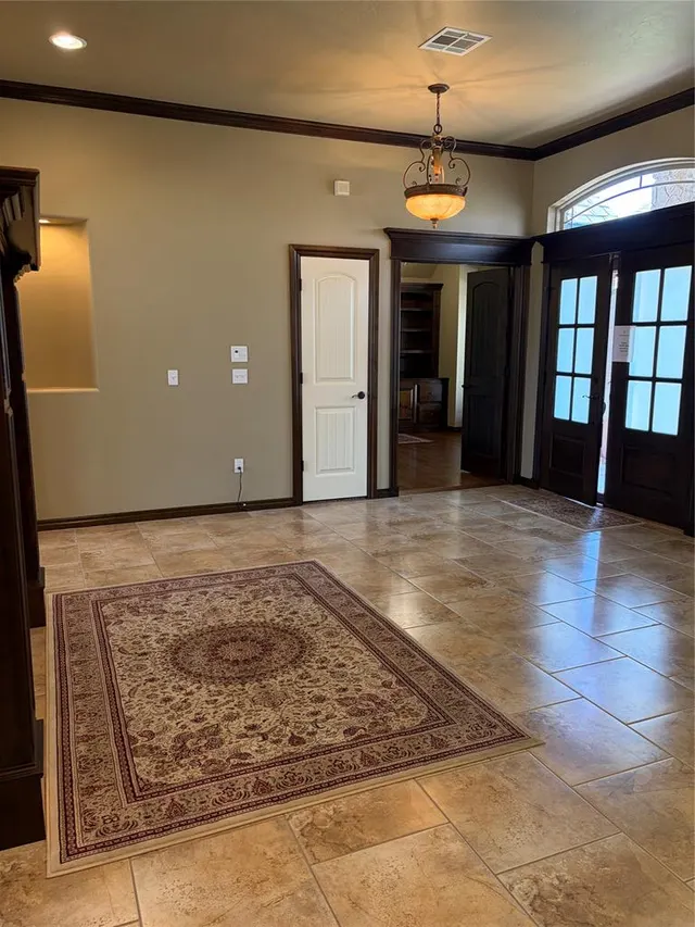 Photo 8 — 13117 NW 6th Circle, Yukon, OK 73099