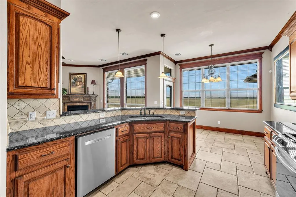 Photo 10 — 1411 Tiffany Court, Newcastle, OK 73065