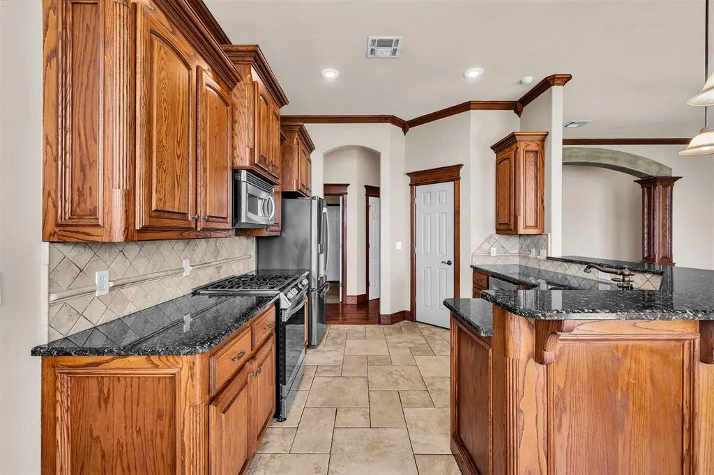 Photo 12 — 1411 Tiffany Court, Newcastle, OK 73065