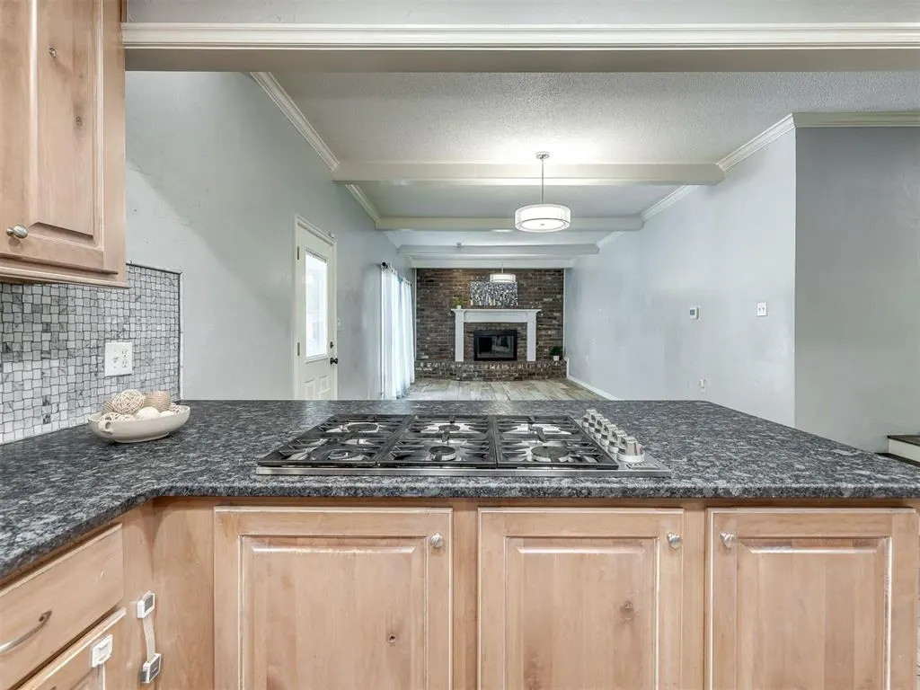 Photo 14 — 504 Jean Marie Drive, Norman, OK 73069