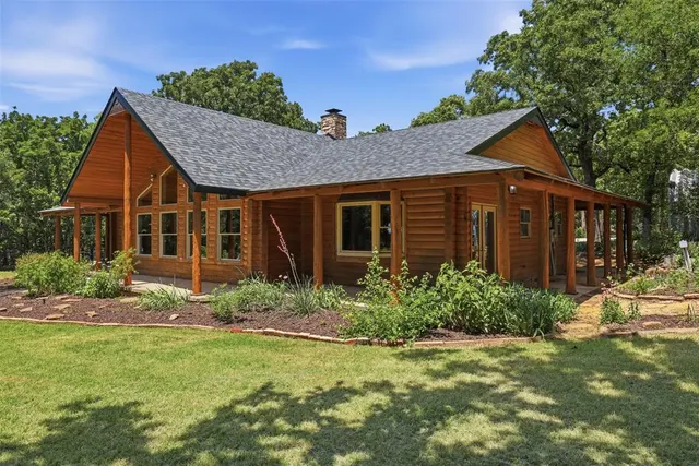 Photo 3 — 2111 Seminole Road, Norman, OK 73026