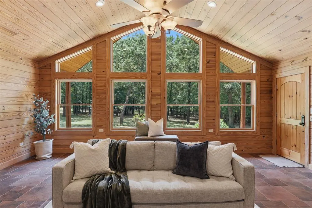 Photo 6 — 2111 Seminole Road, Norman, OK 73026
