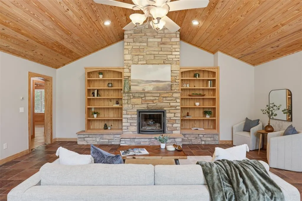 Photo 9 — 2111 Seminole Road, Norman, OK 73026