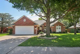 Sold home at 1721 Cliffside Court