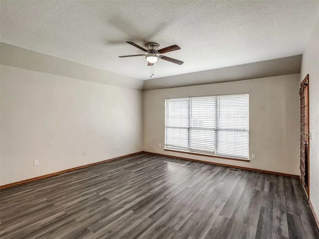 Photo 12 — 15709 Allegheny Drive, Edmond, OK 73013