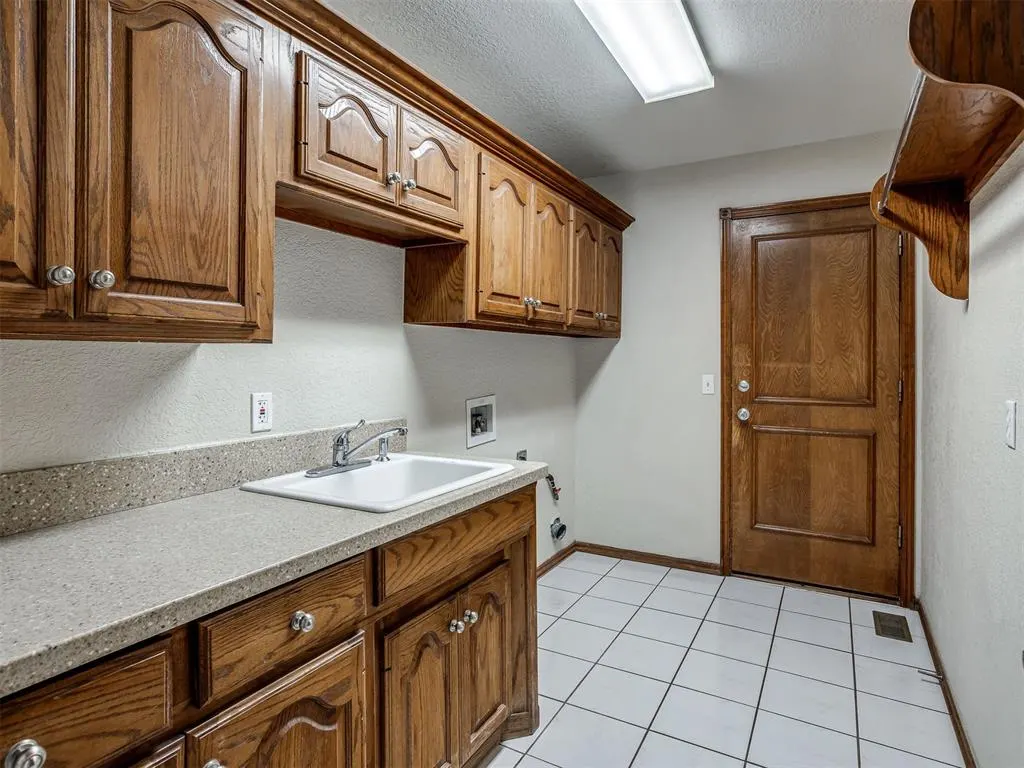 Photo 19 — 15709 Allegheny Drive, Edmond, OK 73013