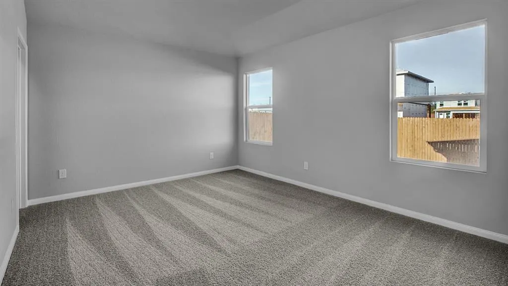 Photo 14 — 10509 Red Thistle Drive, Oklahoma City, OK 73114
