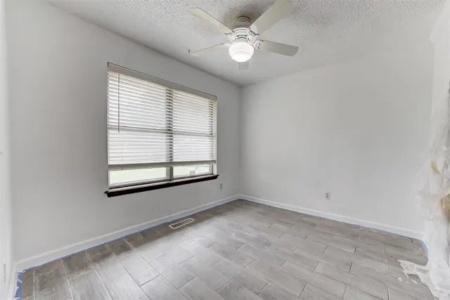 Photo 7 — 11712 N Shartel Avenue, Oklahoma City, OK 73114