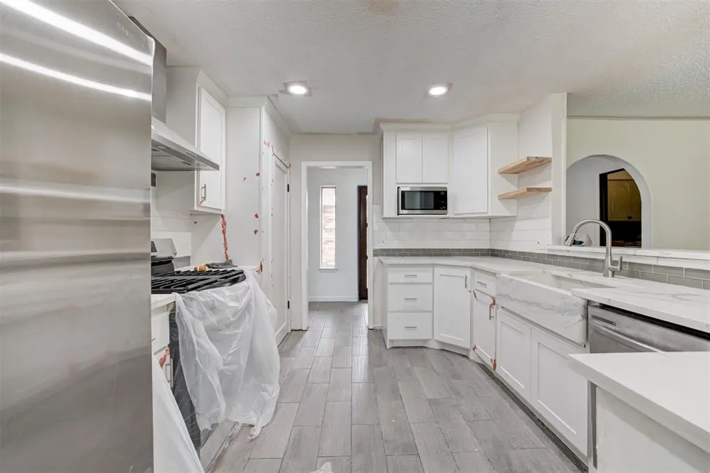 Photo 12 — 11712 N Shartel Avenue, Oklahoma City, OK 73114