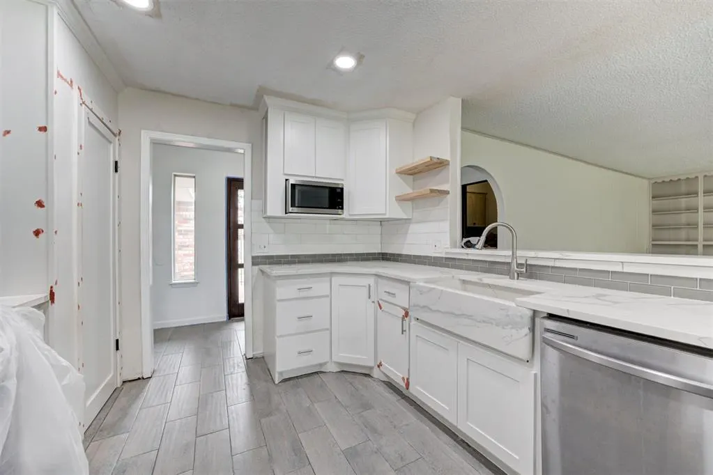 Photo 13 — 11712 N Shartel Avenue, Oklahoma City, OK 73114