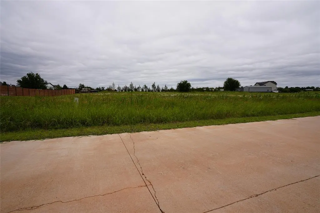 Photo 32 — 4569 Ranchero Drive, Edmond, OK 73025