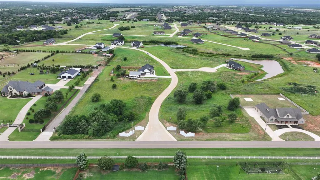 Photo 4 — 4949 Ranchero Drive, Edmond, OK 73025