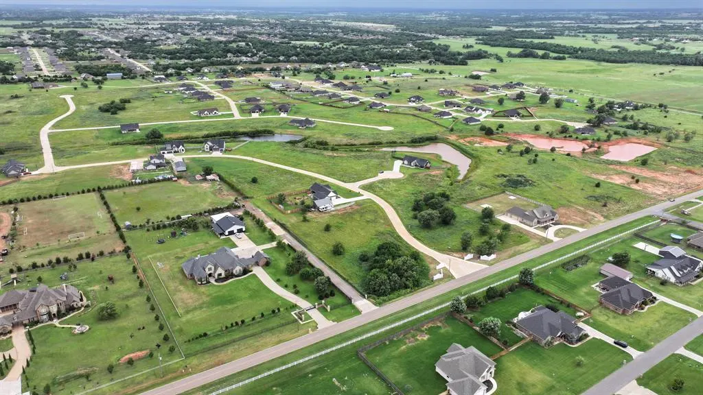 Photo 5 — 4949 Ranchero Drive, Edmond, OK 73025