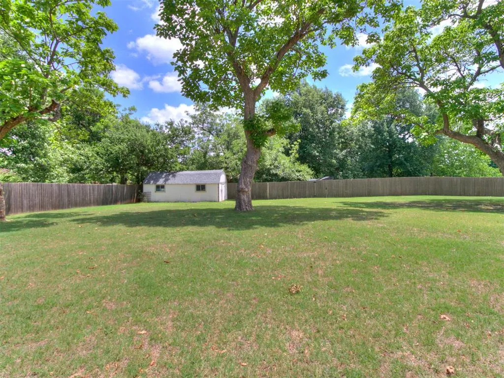 Photo 8 — 1514 Washington Street, Edmond, OK 73034