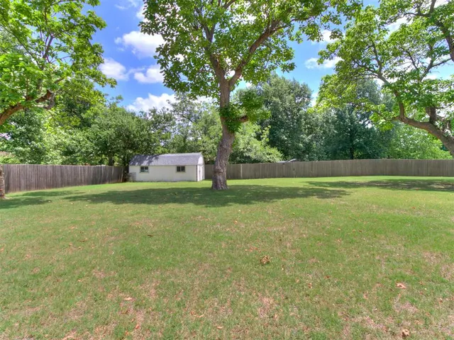 Photo 8 — 1514 Washington Street, Edmond, OK 73034