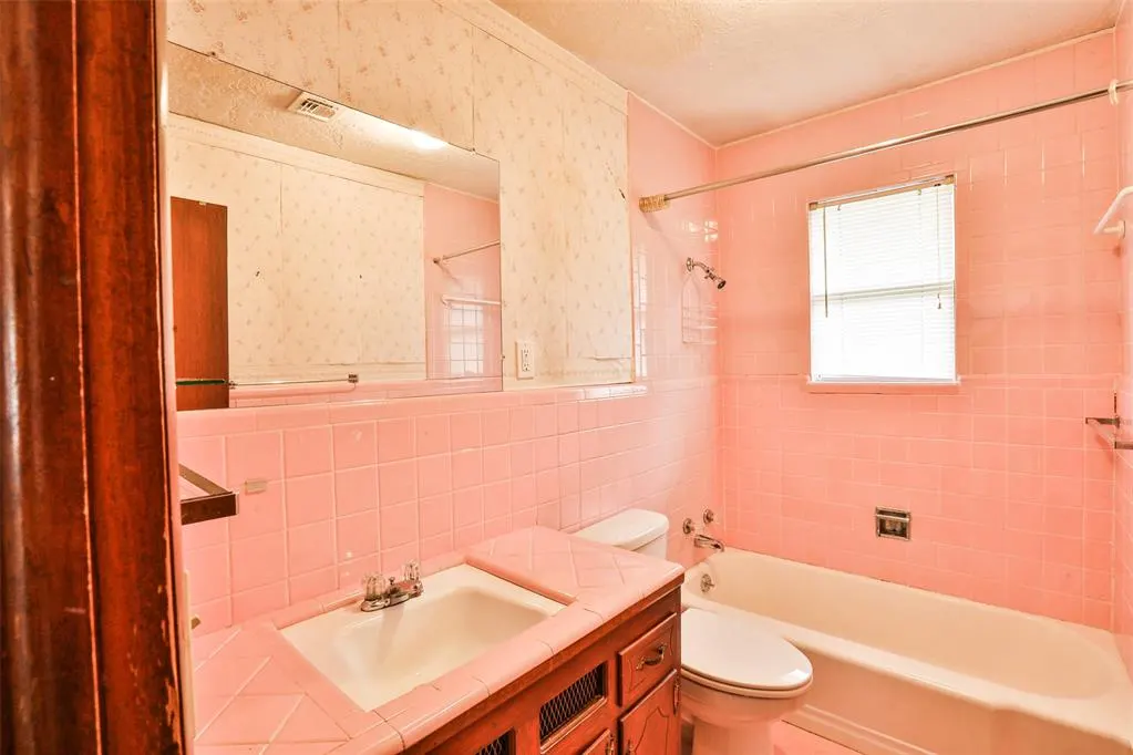 Photo 10 — 7621 McGee Street, Oklahoma City, OK 73169