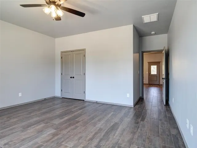 Photo 7 — 104699 S Secretariat Trail, McLoud, OK 74851