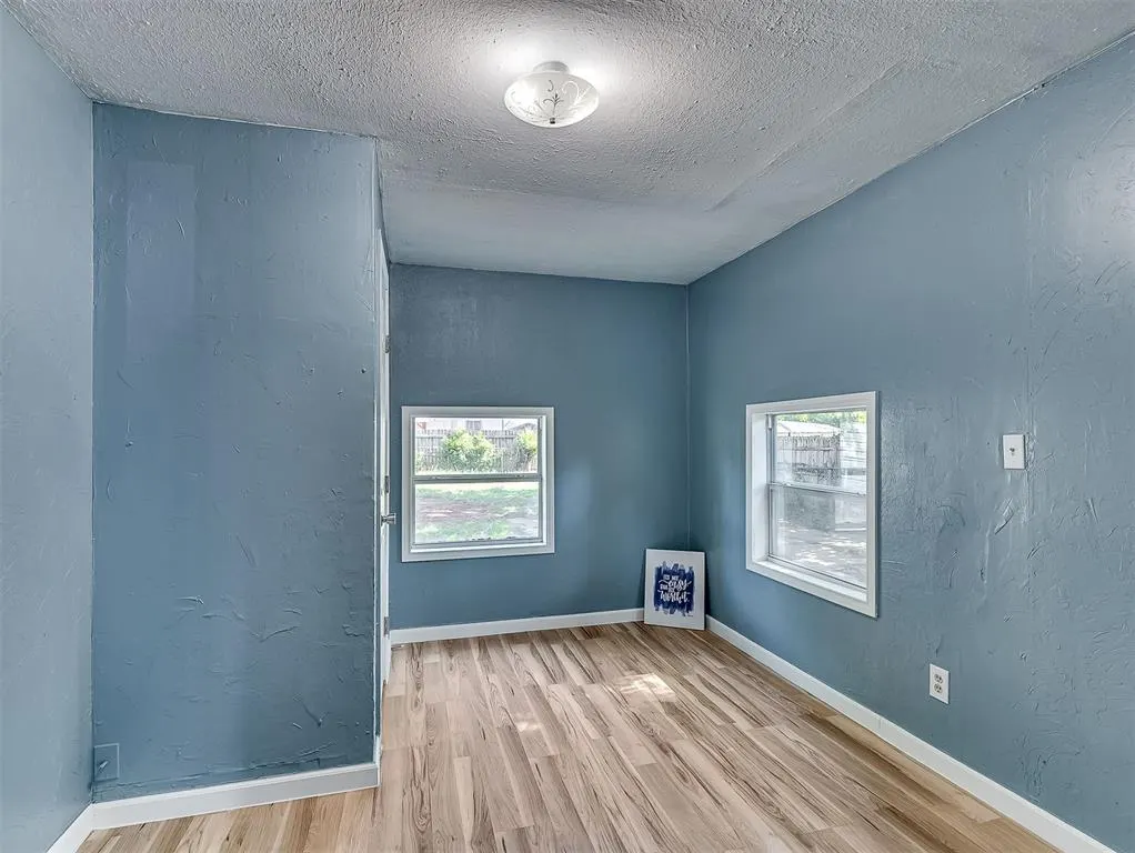 Photo 4 — 625 SW 47th Street, Oklahoma City, OK 73109