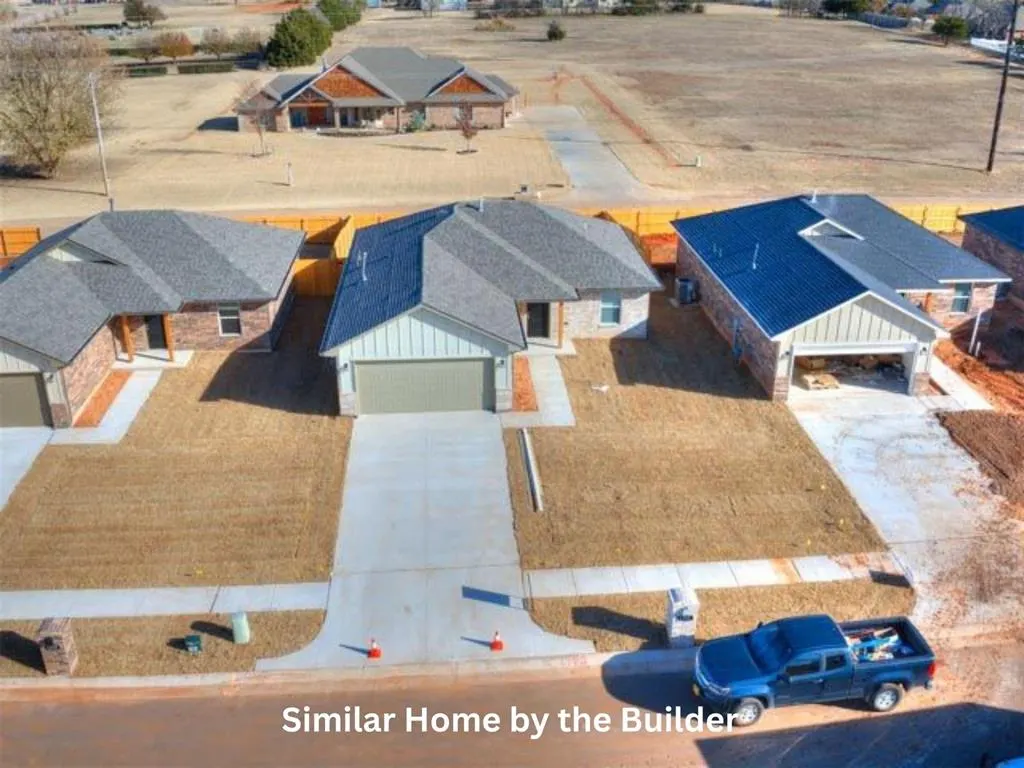 Photo 5 — 1623 Highland Loop, Oklahoma City, OK 73044