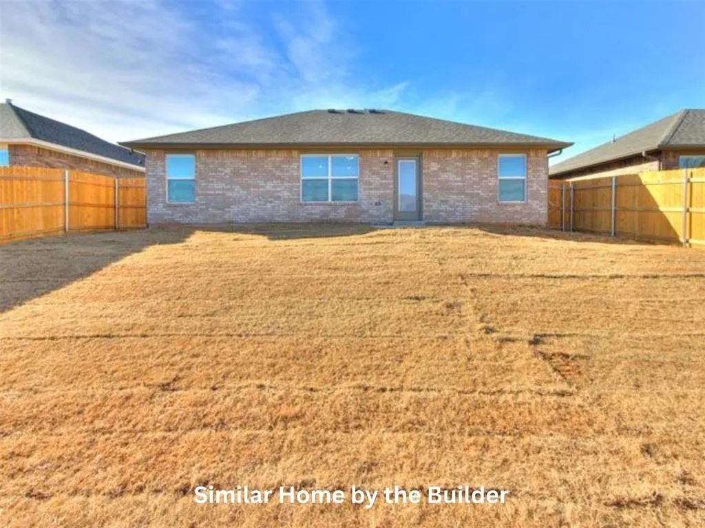 Photo 5 — 1627 Highland Loop, Guthrie, OK 73044