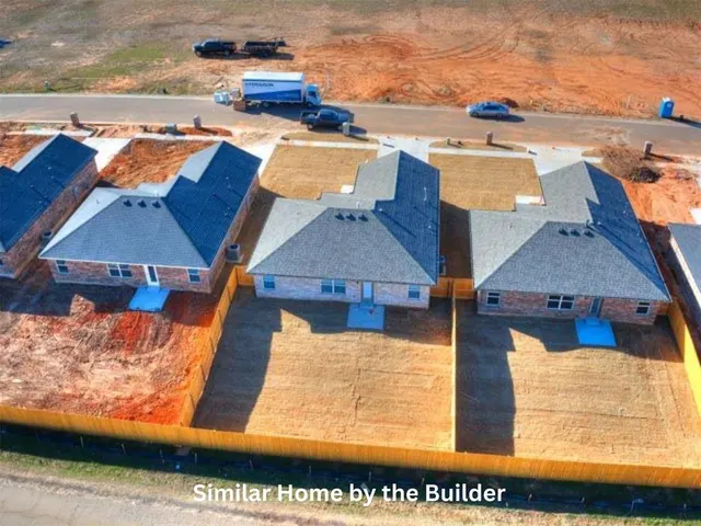 Photo 7 — 1627 Highland Loop, Guthrie, OK 73044