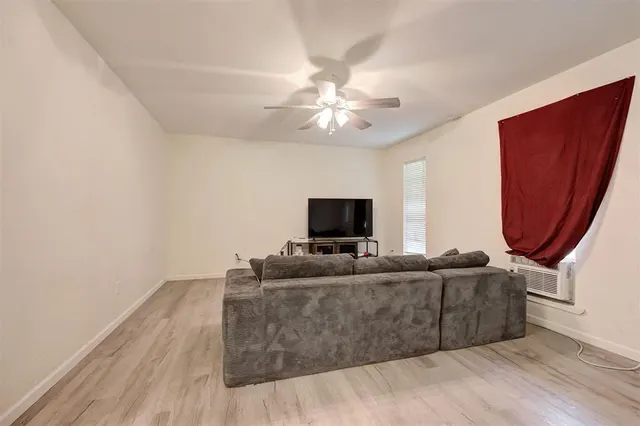Photo 4 — 4010 N Douglas Boulevard, Spencer, OK 73084