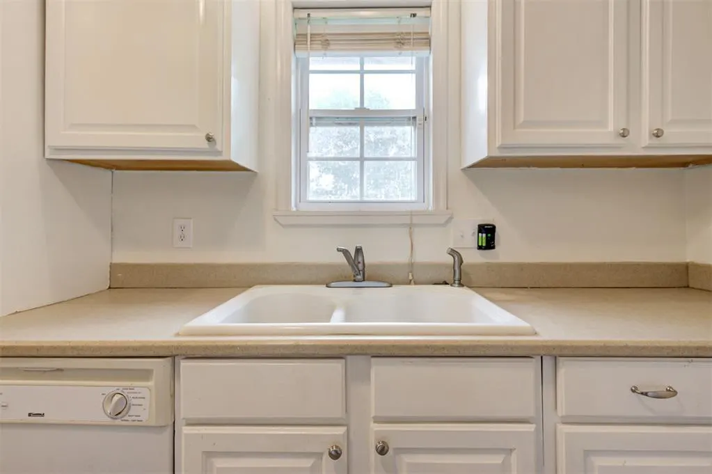 Photo 12 — 4010 N Douglas Boulevard, Spencer, OK 73084