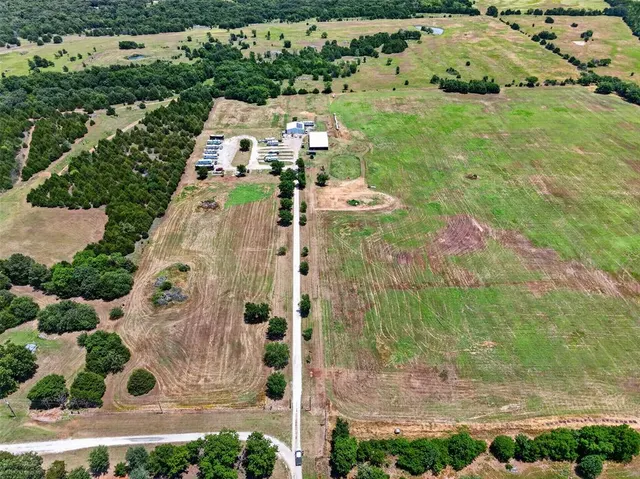 Photo 2 — 119 Baker Street, Shawnee, OK 74801