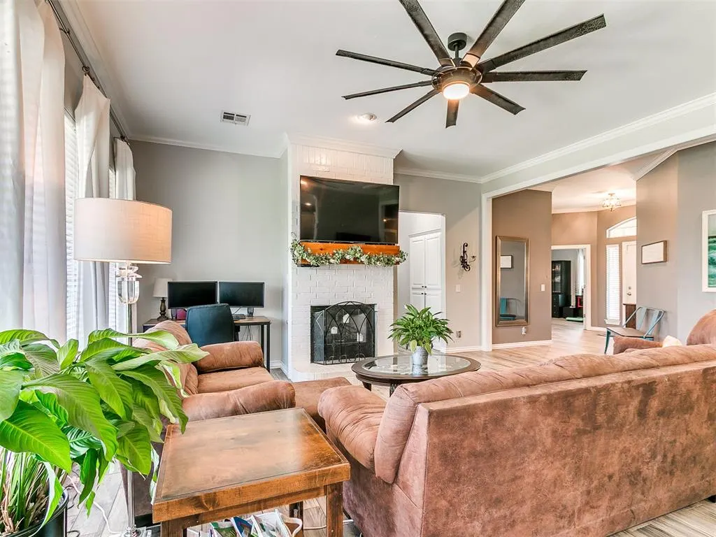 Photo 4 — 4716 Millstone Drive, Oklahoma City, OK 73179