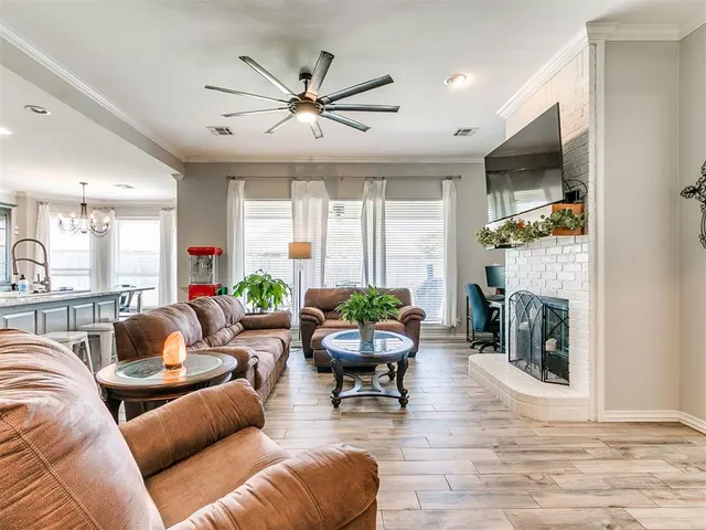 Photo 5 — 4716 Millstone Drive, Oklahoma City, OK 73179