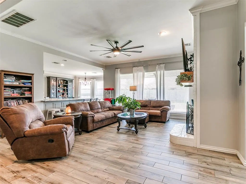Photo 6 — 4716 Millstone Drive, Oklahoma City, OK 73179