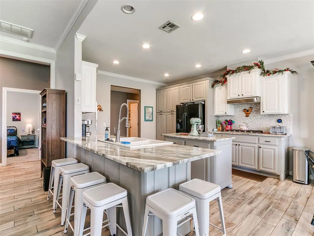 Photo 12 — 4716 Millstone Drive, Oklahoma City, OK 73179