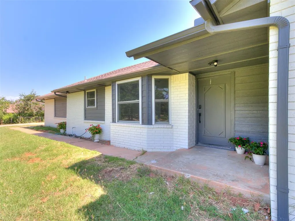 Photo 4 — 10820 Blue Fox Drive, Edmond, OK 73025