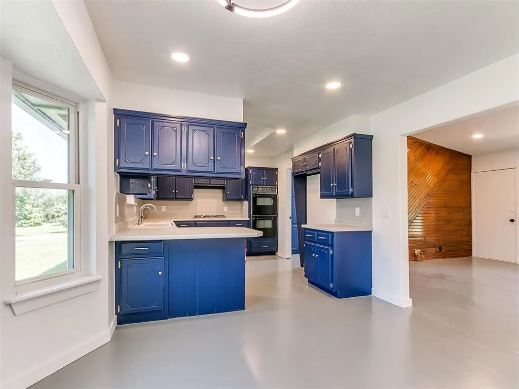 Photo 13 — 10820 Blue Fox Drive, Edmond, OK 73025