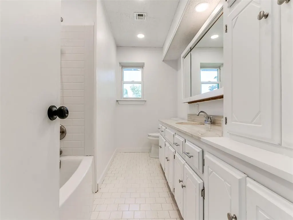 Photo 24 — 10820 Blue Fox Drive, Edmond, OK 73025