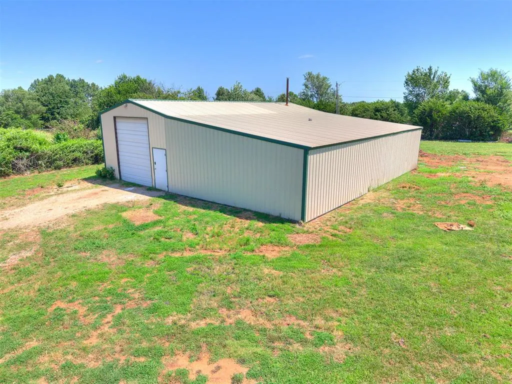 Photo 40 — 10820 Blue Fox Drive, Edmond, OK 73025
