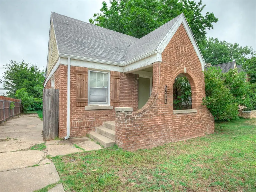 Photo 5 — 2517 NW 22nd Street, Oklahoma City, OK 73107
