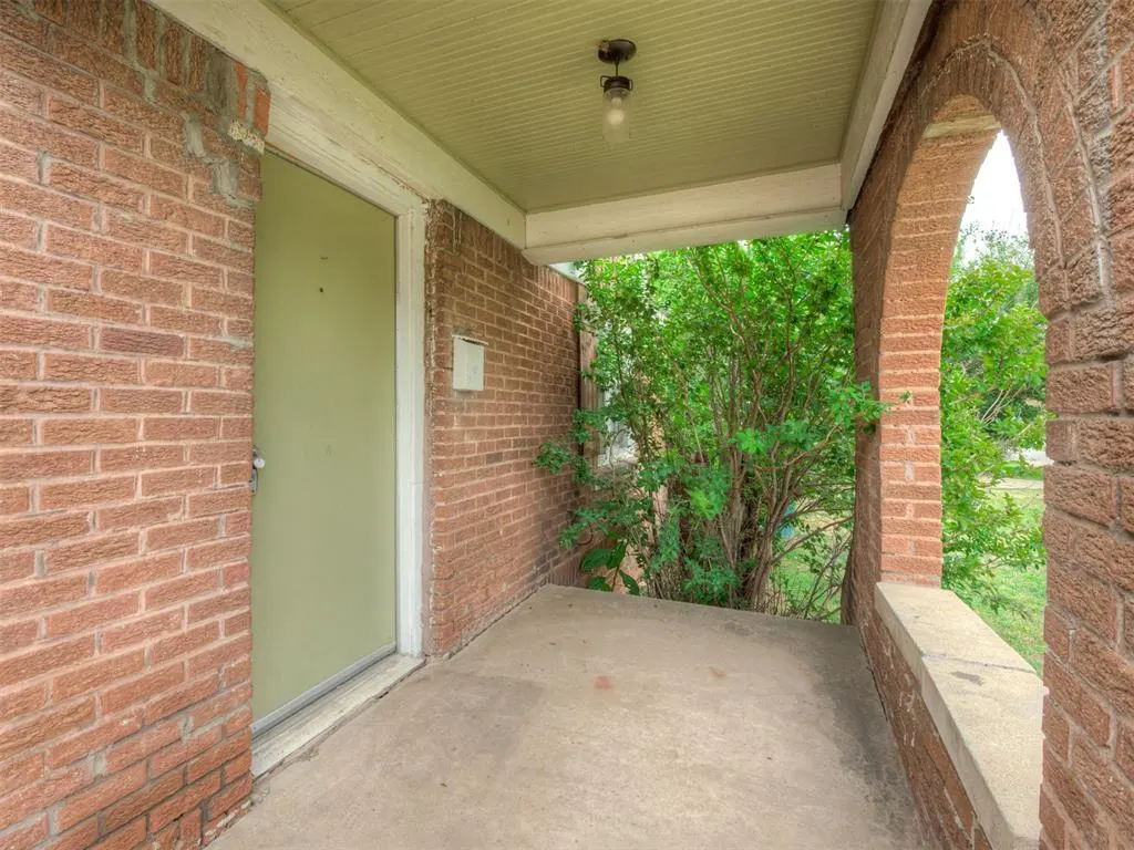 Photo 6 — 2517 NW 22nd Street, Oklahoma City, OK 73107