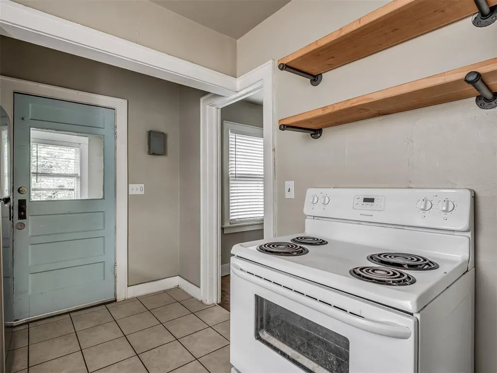 Photo 14 — 2517 NW 22nd Street, Oklahoma City, OK 73107